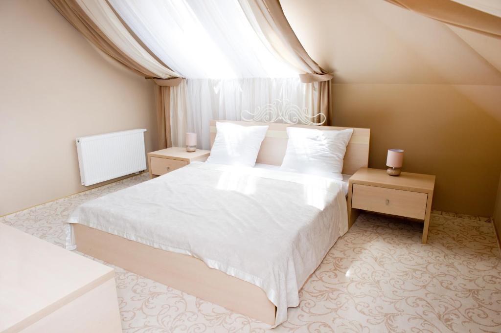 Hotel Hibiskus Boguchwala Экстерьер фото